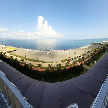 Beautiful House By The Sea Apartment Batumi Exterior foto