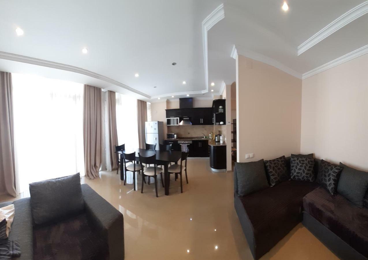 Beautiful House By The Sea Apartment Batumi Exterior foto